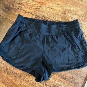 Lululemon hotty hot shorts